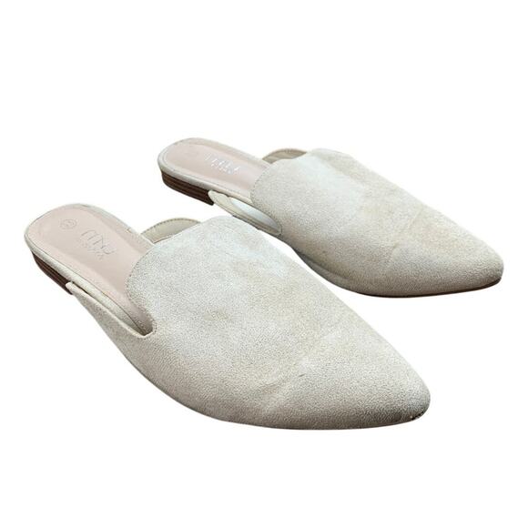 Musshoe Womens Size 9.5 Beige Faux Suede Closed Pointy Toe Mules Flats Shoes - Picture 1 of 7